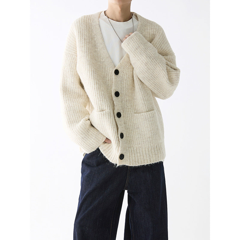 Herren Grobstrickjacke mit praktischen Taschen und stylischem Design Echoarchiv
