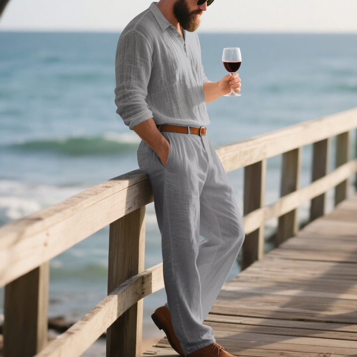 Herren eleganter Freizeit-Jumpsuit mit praktischen Taschen und stylischem Henley-Ausschnitt Echoarchiv