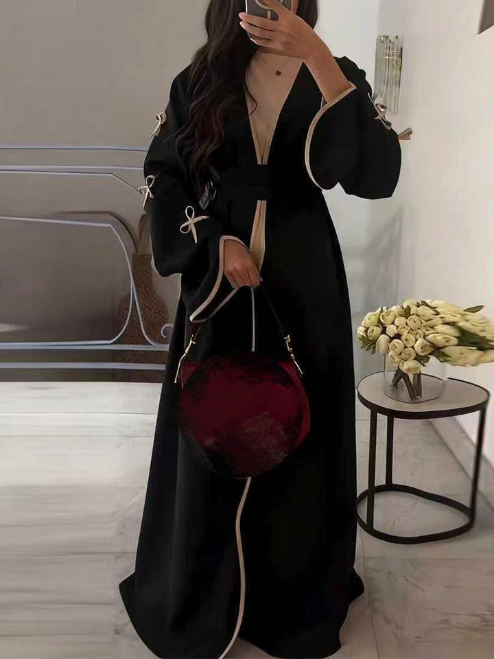 Damen nan elegante Abaya-Kaftan mit weitem Trompetenärmel, kontrastierender Passe und Wickelgürtel Echo Archiv