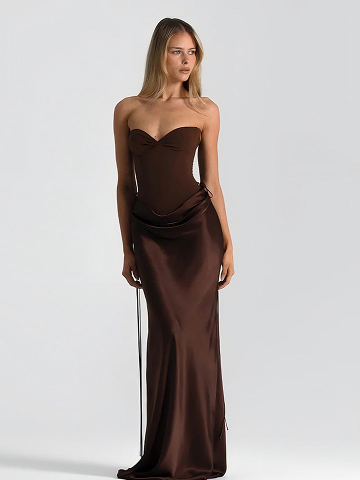 Damen Maxikleid mit elegantem Schnitt und raffinierten Drapierungen Echo Archiv