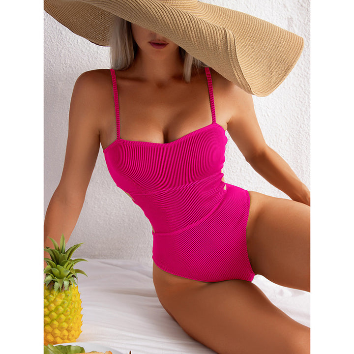 Damen Einteiler Badeanzug mit elegantem Rippendesign und figurschmeichelnder Silhouette Echo Archiv