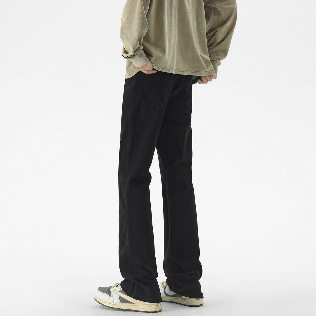 Herren Locker sitzende Straight-Jeans mit extra langer Saumkante und minimalistischer Optik Echo Archiv