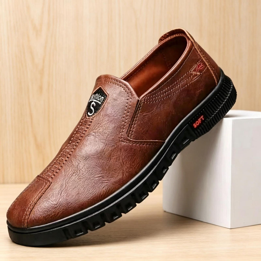 Herren Elegante und Bequeme Slip-On Lederschuhe Echoarchiv