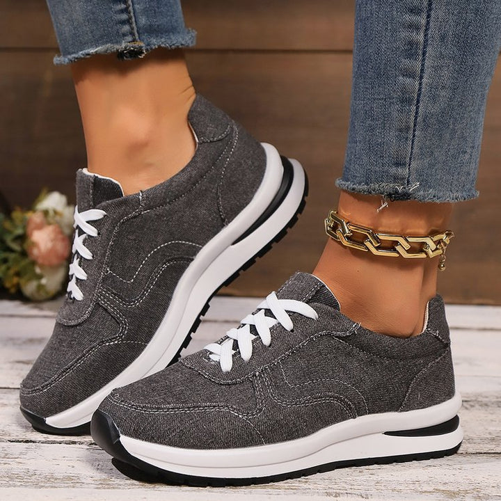 Damen  sportlich-elegante Textile Sneaker mit dämpfender EVA-Sohle und gepolsterter Innensohle Echo Archiv