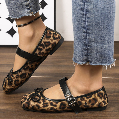 Damen Ballerinas mit Leopardenmuster, verstellbarem Mary-Jane-Riemen und dekorativer Schleife – Lioré