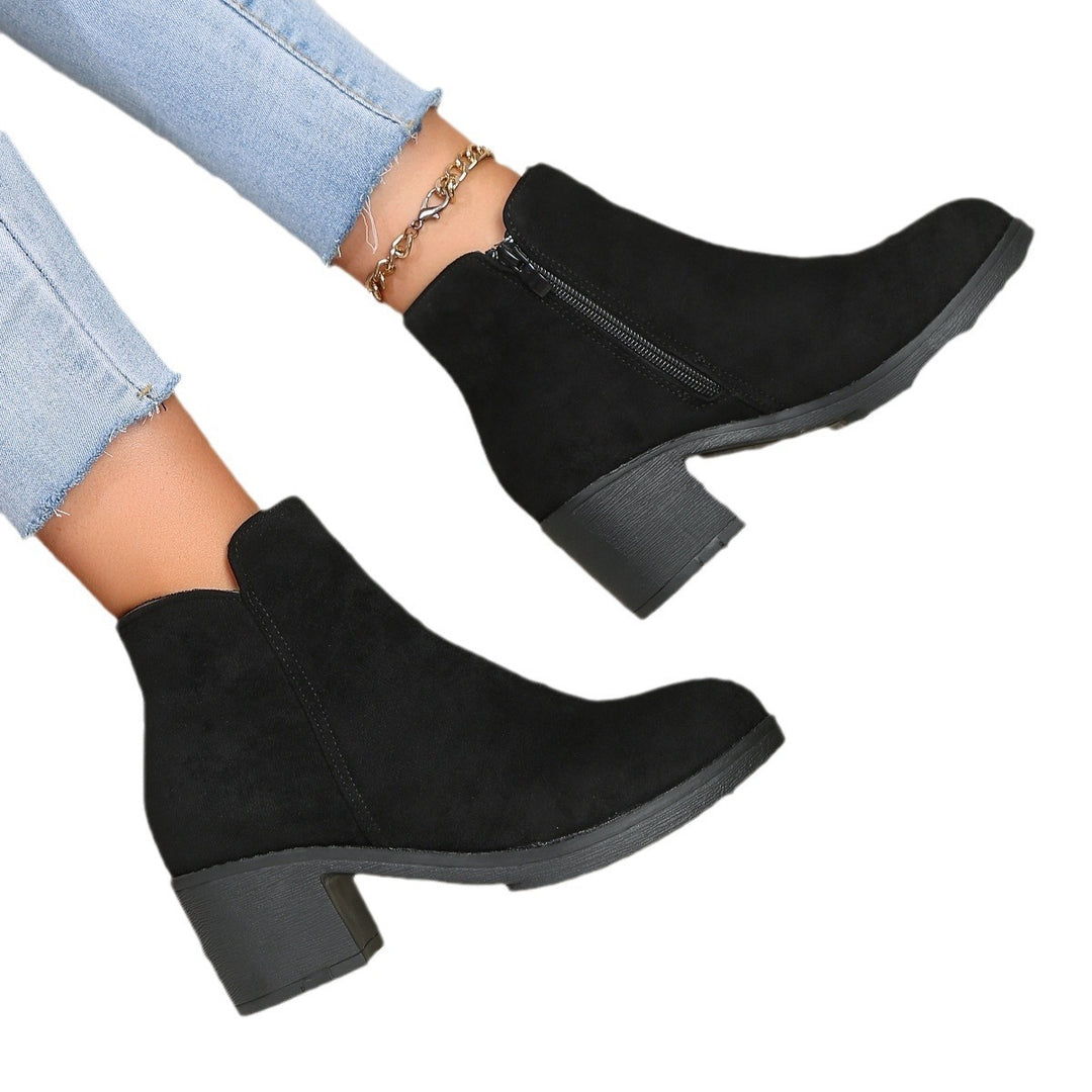 Damen Ankleboots mit mittelhohem Blockabsatz, seitlichem Reißverschluss und Velours‑Optik Echo Archiv