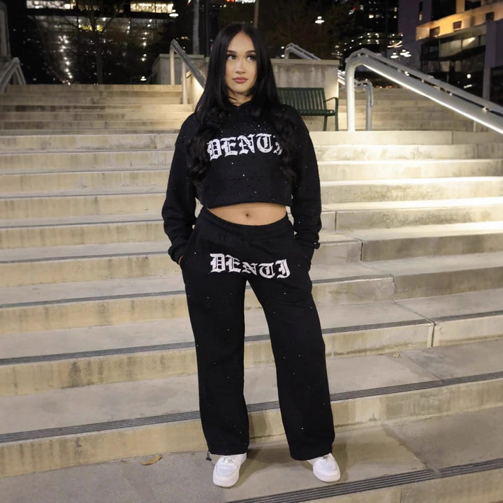 Damen nan weite Sweathose mit Sternenallover, Gothic-Logoprint, elastischem Bund und Eingrifftaschen Echo Archiv