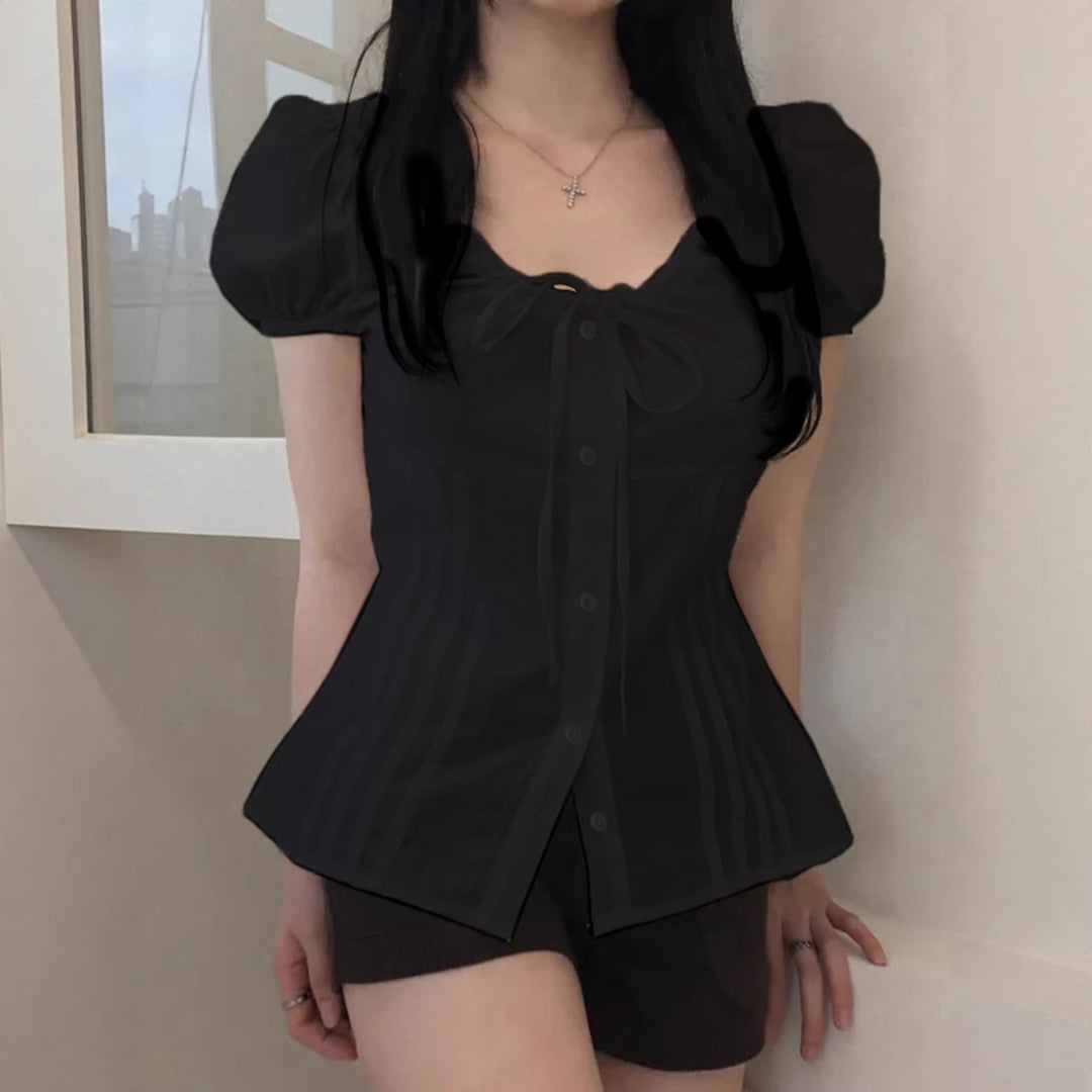 Damen Elegantes Blusenoberteil mit Rüschendetails und taillierter Silhouette Echo Archiv