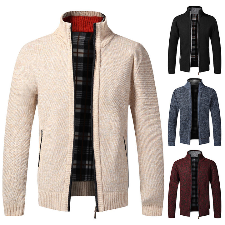 Herren modische Strickjacke mit hochgeschlossenem Kragen und praktischen Taschen Echoarchiv