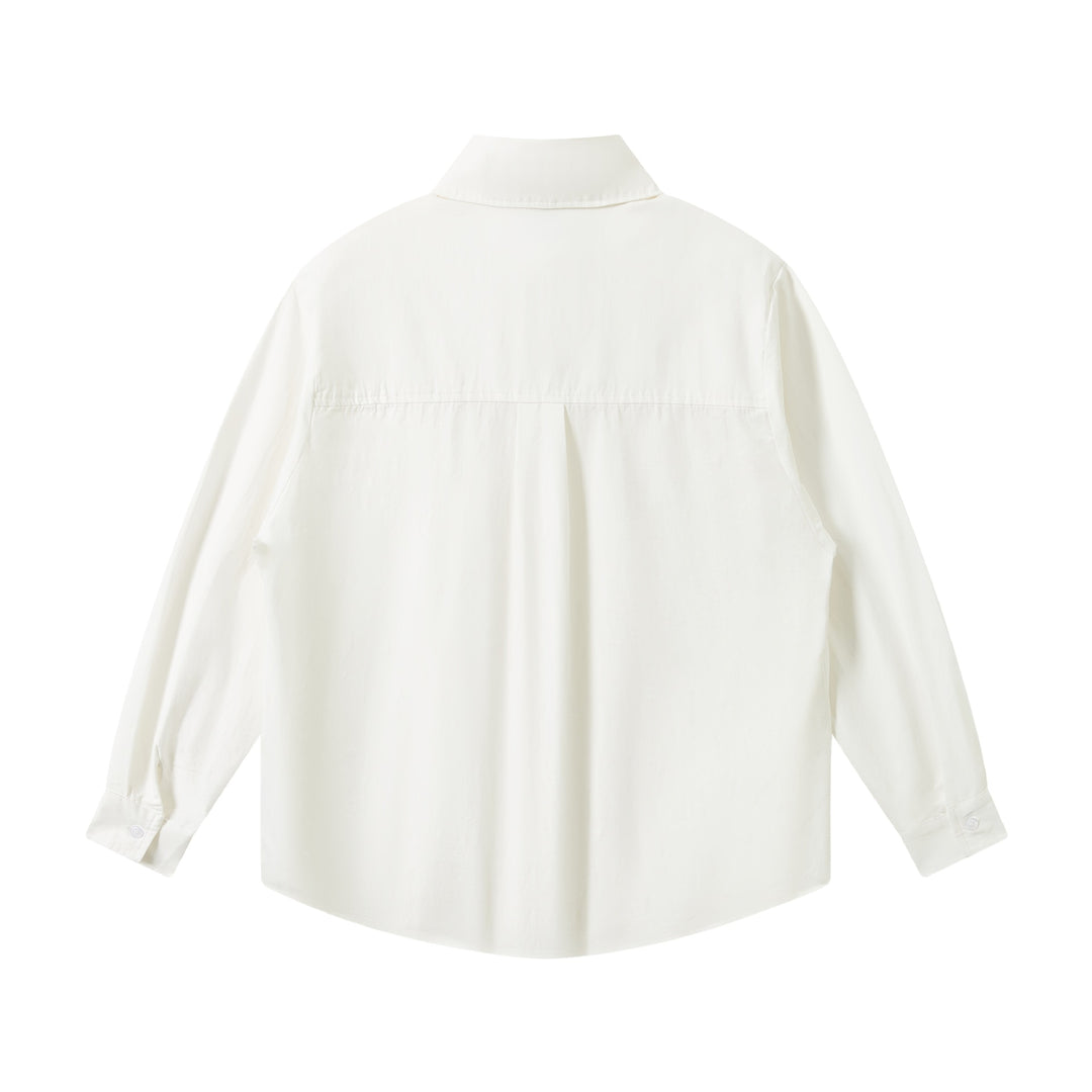 Unisex Oversize Hemdjacke aus leichter Baumwollmischung mit Brusttasche und abgerundetem Saum Echoarchiv
