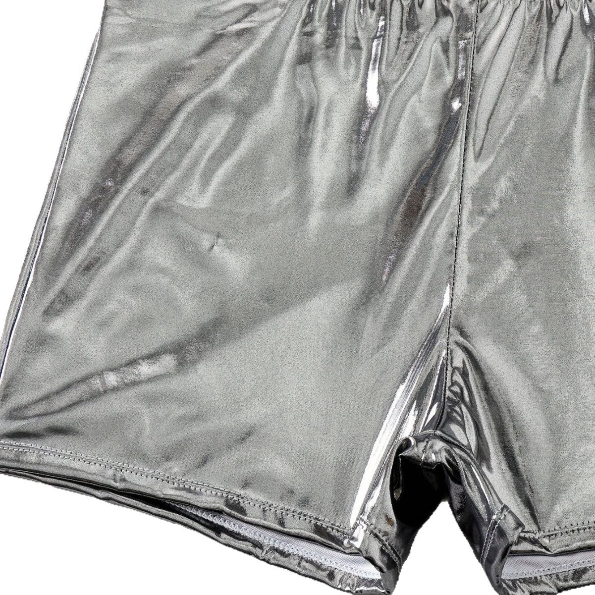 Damen Bikini-Set mit floralem Oberteil und hochglänzenden Shorts Echo Archiv