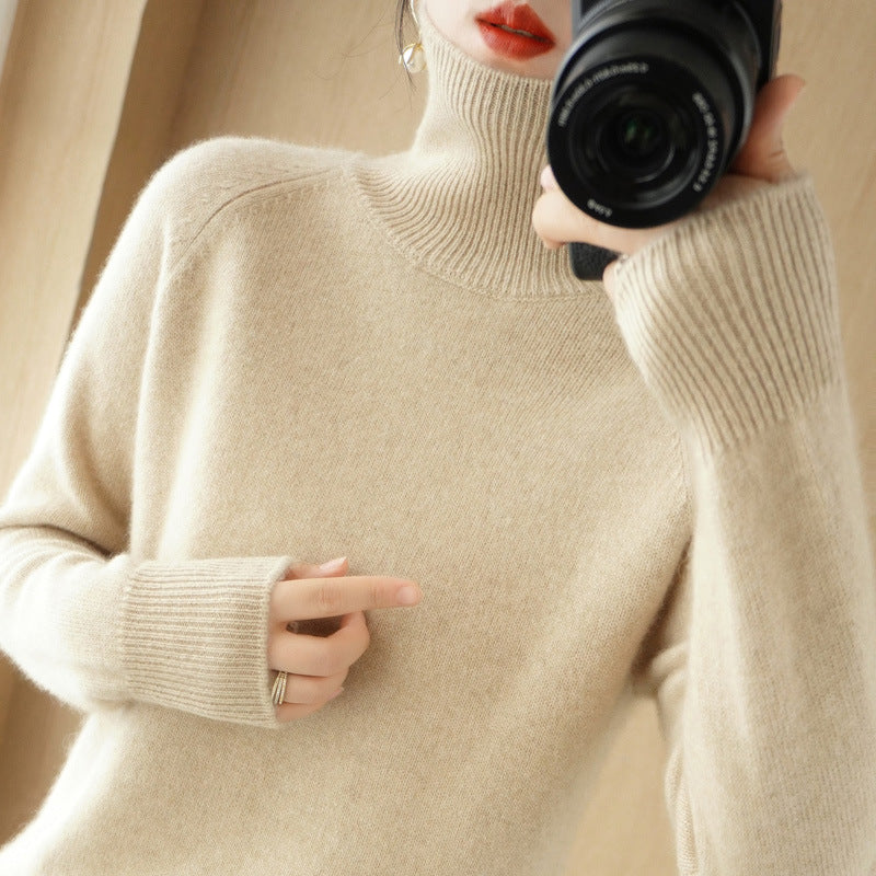 Damen Luxus-Feinstrick-Rollkragenpullover mit Daumenlochbündchen und femininer Schulterpasse Echoarchiv