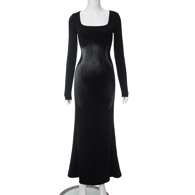 Damen Elegantes Maxikleid mit wellenförmigem Design und langen Ärmeln Echo Archiv