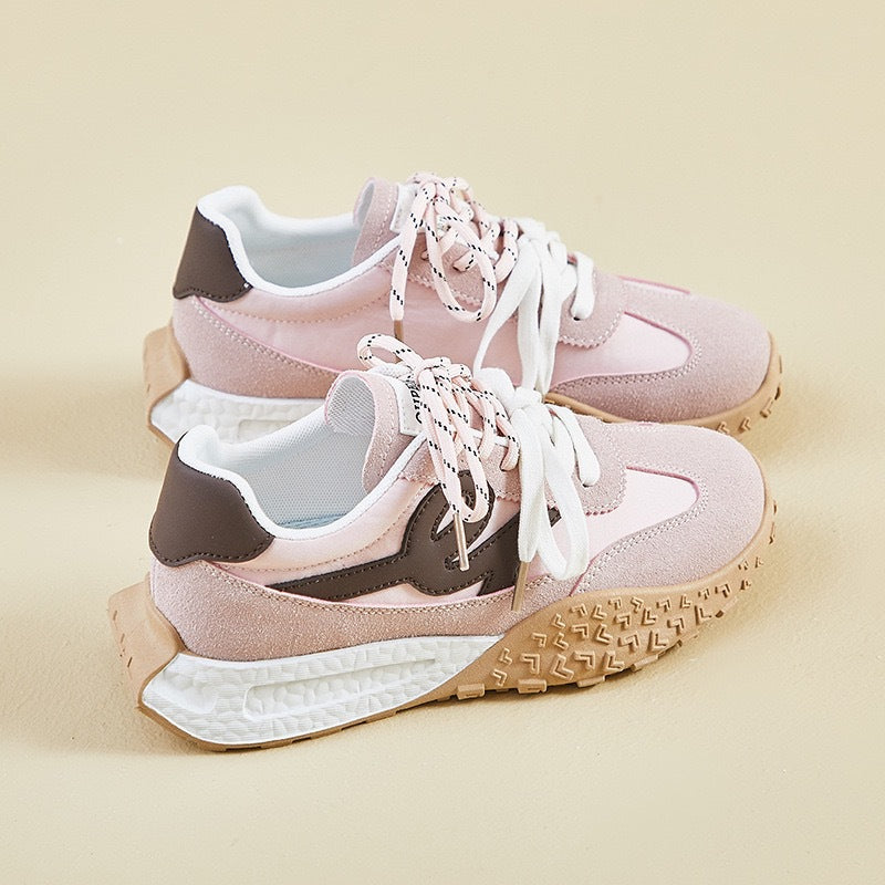 Damen Sportliche Sneakers mit modernem Design und robustem Profil Echo Archiv