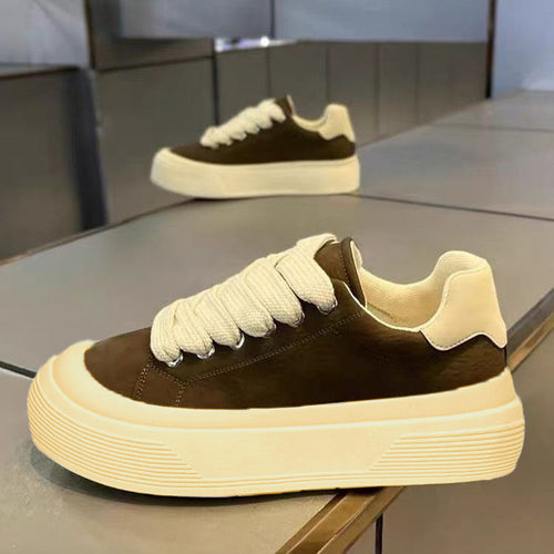 Damen Trendige Sneaker mit verstärktem Fersenbereich und rutschfester Sohle Echo Archiv