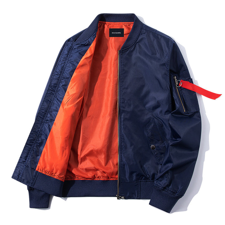 Herren Nylon Bomberjacke im Flugzeugstil mit kontrastierender Taftfutter und Reißverschlusstasche am Ärmel Echo Archiv