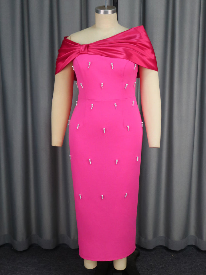 Damen Abendkleid mit schickem Oberteil und funkelnden Applikationen Echo Archiv
