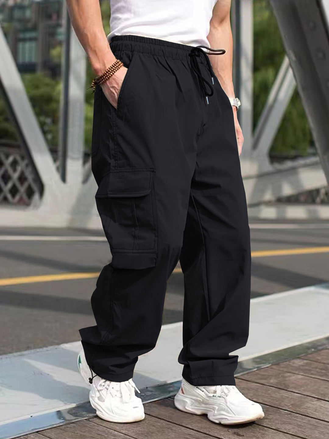 Herren moderne Cargohose mit elastischem Bund und multifunktionalen Taschen Echoarchiv