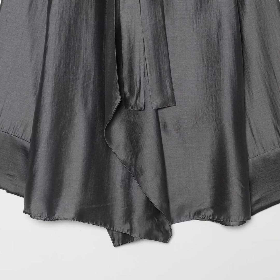 Damen Oversize-Seidenoptik-Bluse mit Schleifenkragen und asymmetrischem Saum Echoarchiv