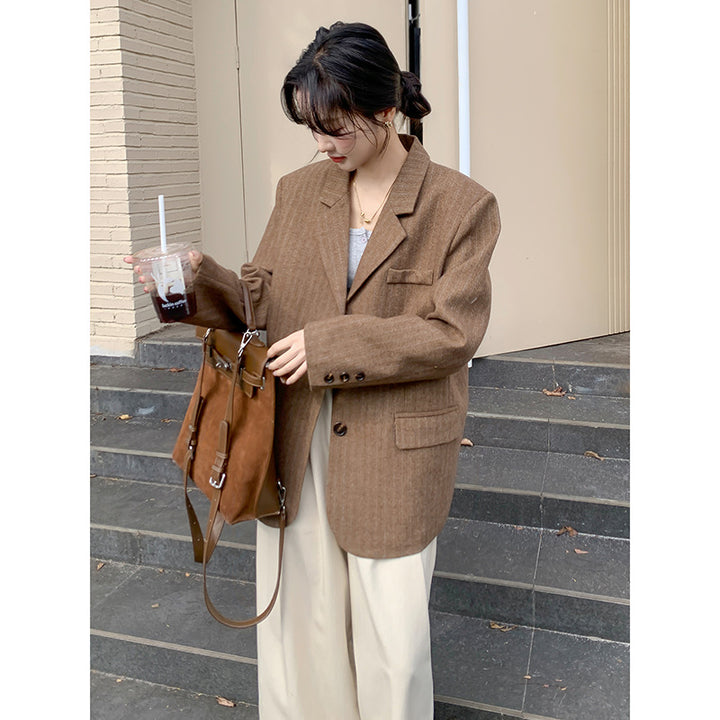Damen Oversized Wollblazer im Boxy-Schnitt mit Pattentaschen Echoarchiv