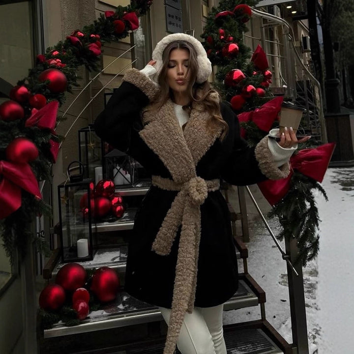 Damen Kurzer Oversized Wintermantel mit Teddy-Futter und Taillengürtel Echoarchiv