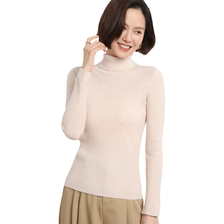Damen Taillierter Feinstrick-Rollkragenpullover mit feiner Rippenstruktur und Kaschmir-Optik Echoarchiv