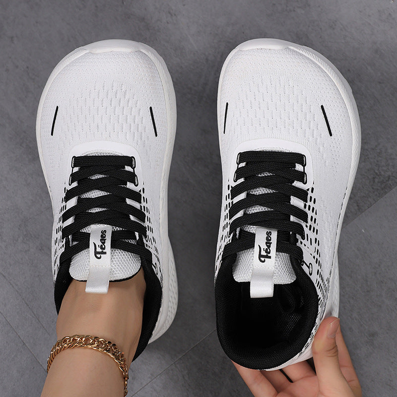 Damen nan ergonomischer Komfort-Sneaker mit nahtlosem Maschenoberteil und keilförmiger Dämpfung Echo Archiv