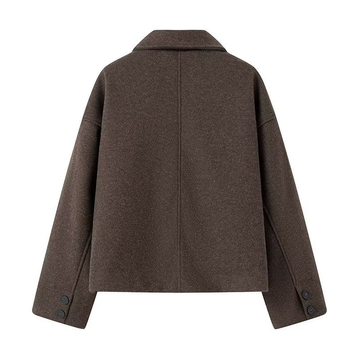 Damen kurz geschnittene Wollmix Kastenjacke mit Hemdkragen, Leistentaschen und weichem Futter – Célinea