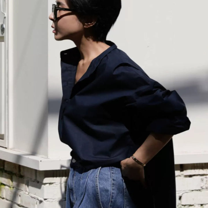 Damen Boxy-Baumwollbluse mit breitem Kentkragen und legerer Passform Echoarchiv