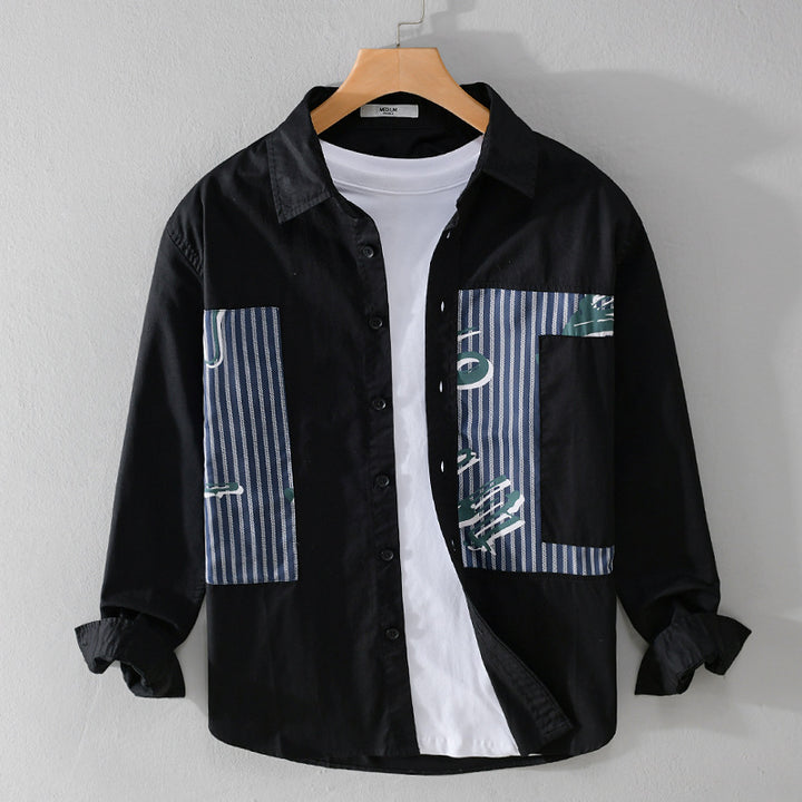 Herren Casual-Overshirt aus Baumwollpopeline mit gestreiften Patch-Einsätzen und Pinselprint Echoarchiv