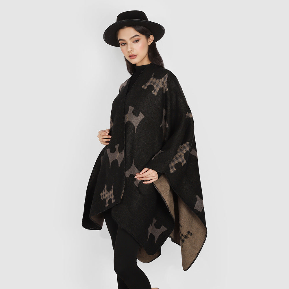 Damen Oversize-Poncho mit jacquardgewebtem Terrier‑Motiv und kontrastiertem Innenfutter Echo Archiv