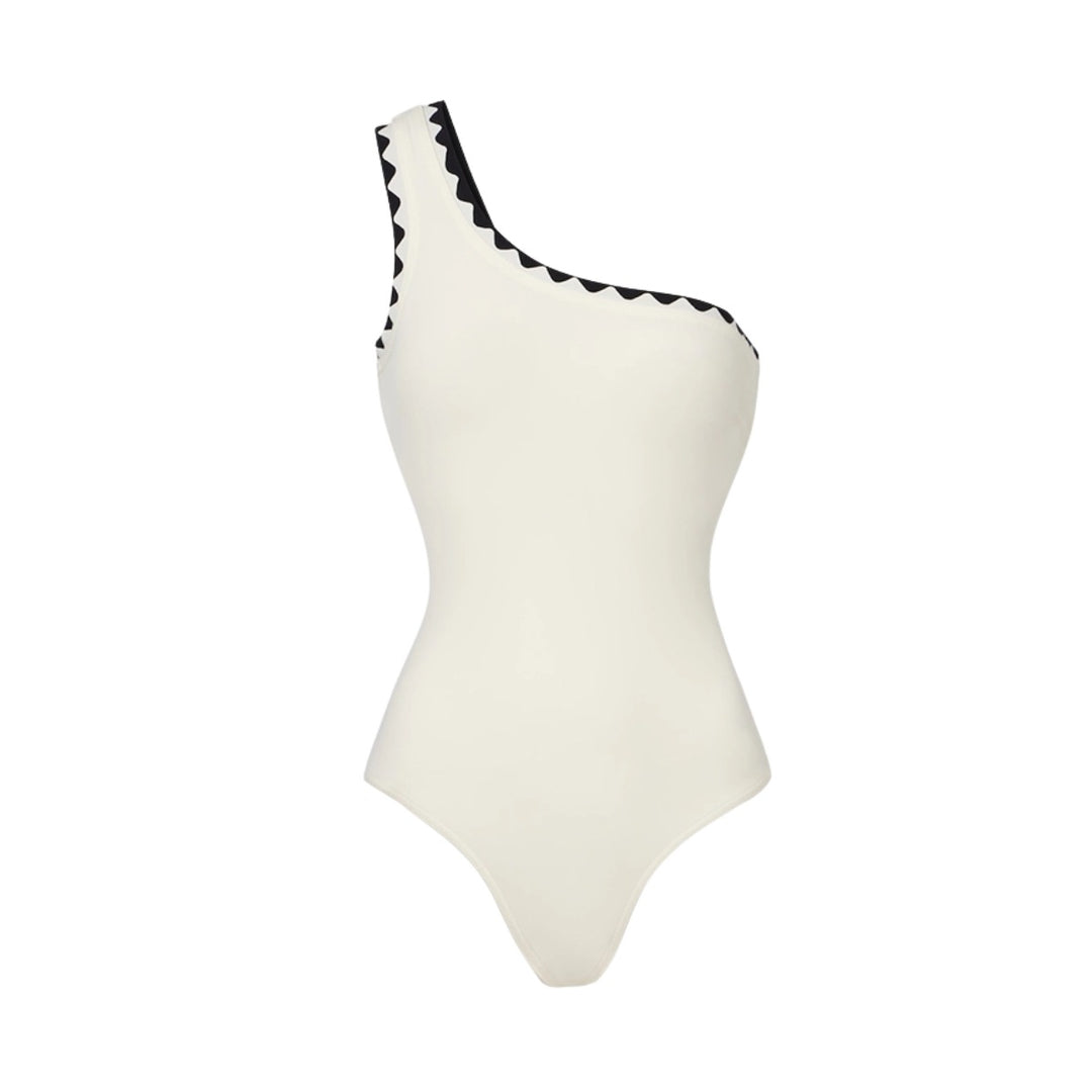 Damen Einteiler Badeanzug mit asymmetrischem Design und passendem Rock Echo Archiv