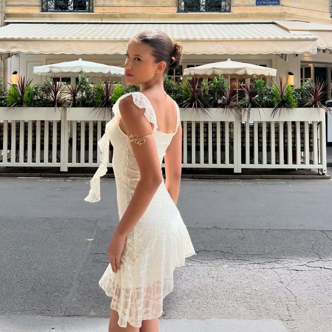 Damen Spitzenkleid mit asymmetrischem Schnitt Echo Archiv