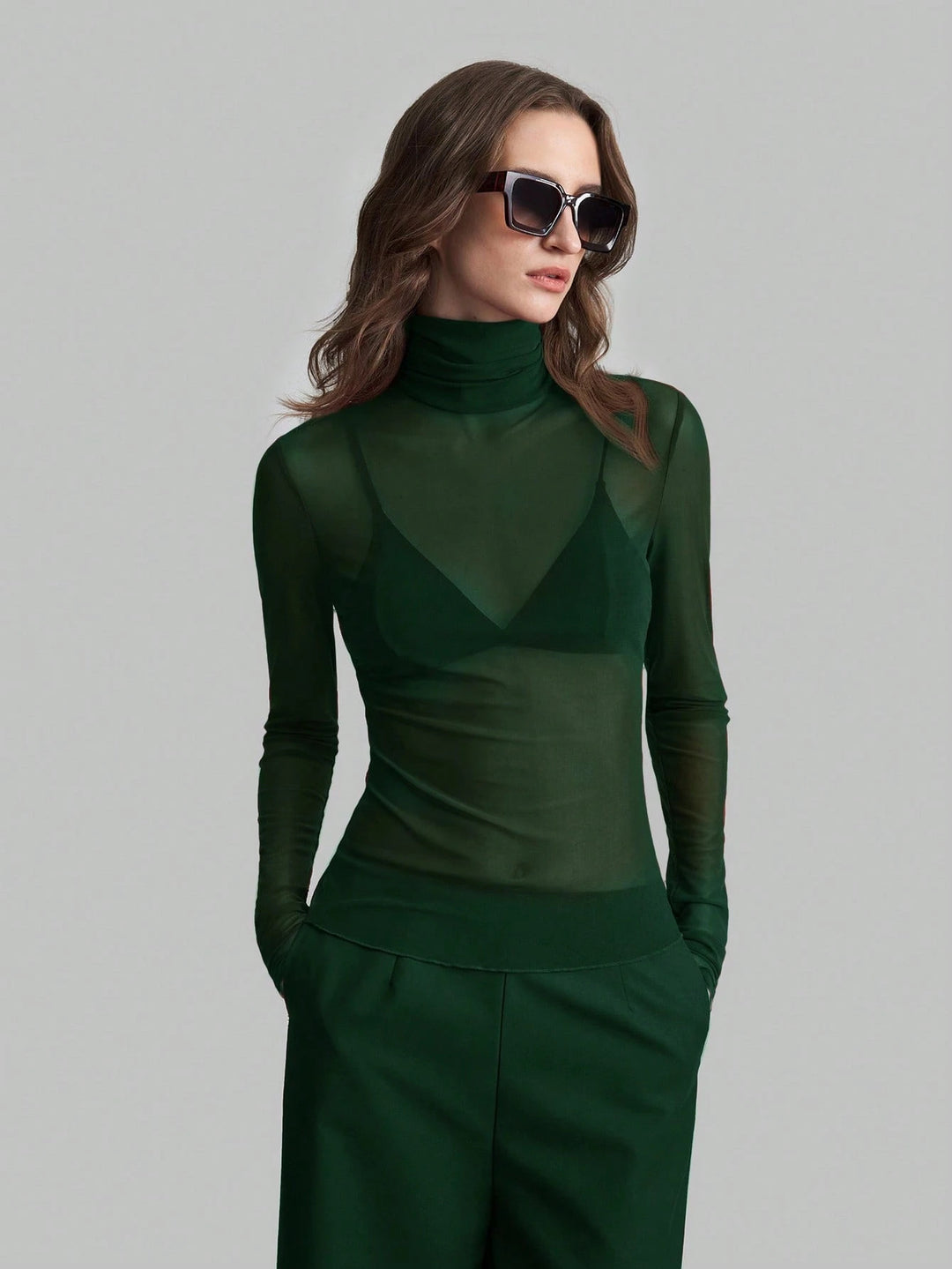 Damen nan feines transparentes Mesh-Langarmtop mit Rollkragen und figurbetonter Passform Echo Archiv