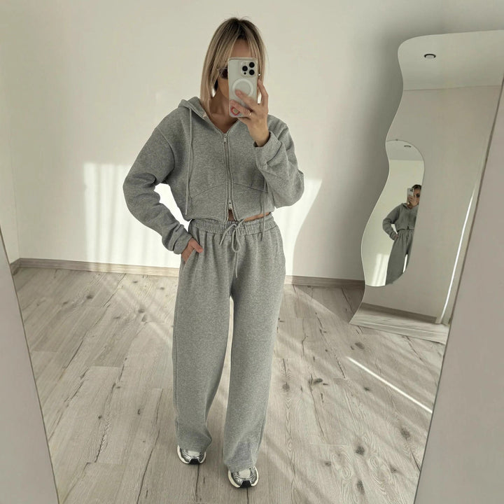 Damen Kurzgeschnittenes Zip-Hoodie mit Kordelzug‑Taille und weiter Palazzo‑Jogginghose – Auréline