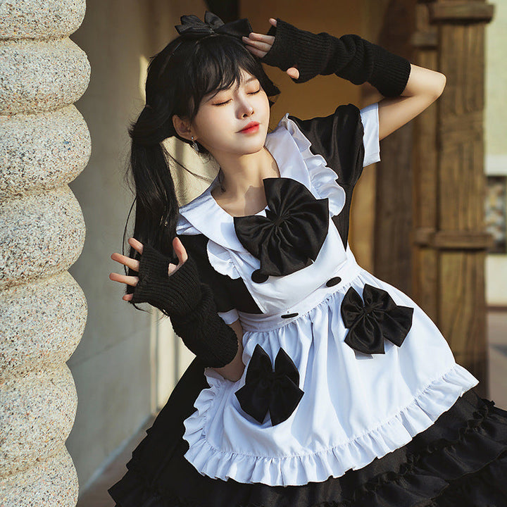 Damen verspieltes Kostümkleid mit Rüschendetails Echo Archiv