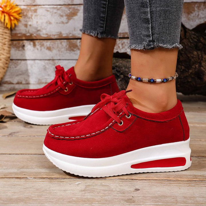 Damen Keil-Sneaker im Mokassin-Stil mit dämpfender Luftkissen-Plateausohle Echo Archiv