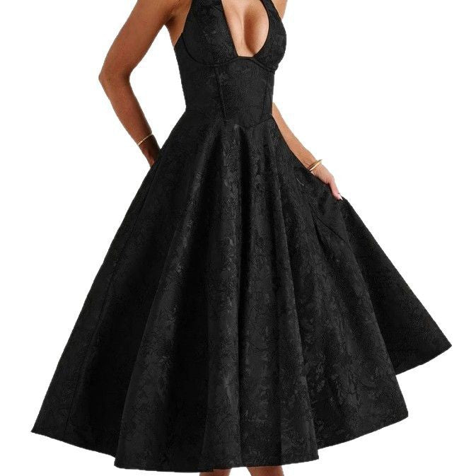 Damen Elegantes Halterneck-Ballkleid mit fließendem Rock Echo Archiv