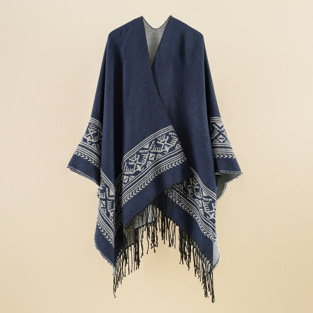 Damen Capeponcho mit geometrischer Jacquardbordüre, offenem V-Ausschnitt und Fransensaum – Montévia