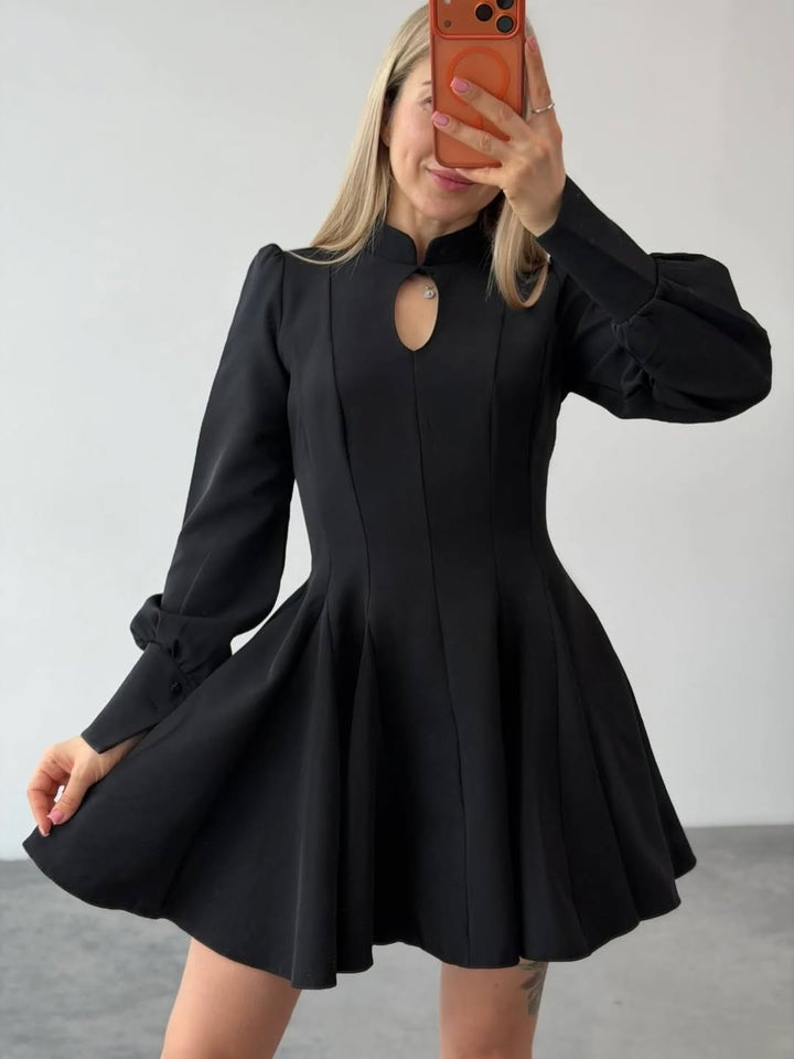 Damen A-Linien Minikleid mit Stehkragen, Schlitzdetail und Ballonärmeln Echoarchiv