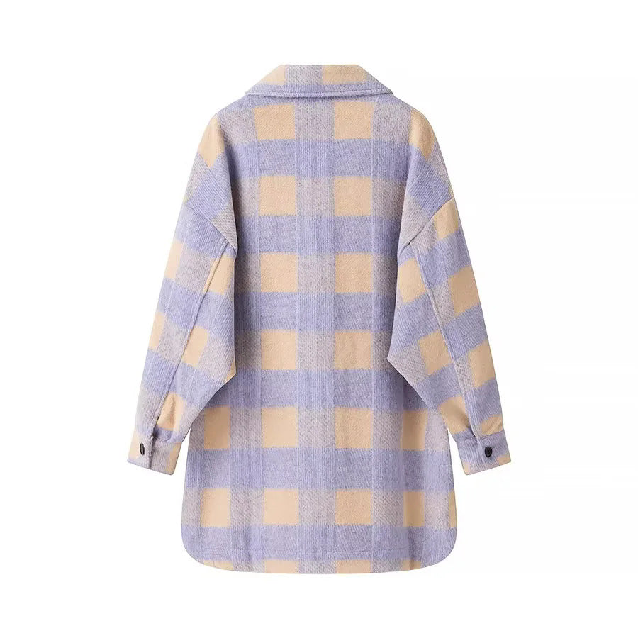Damen oversized Karobluse aus Teddyfleece mit aufgesetzten Klappentaschen und abgerundetem Saum – Célinea
