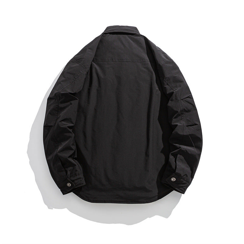 Herren Leicht wattierte Overshirt-Jacke mit Hemdkragen und Druckknopfblende Echoarchiv