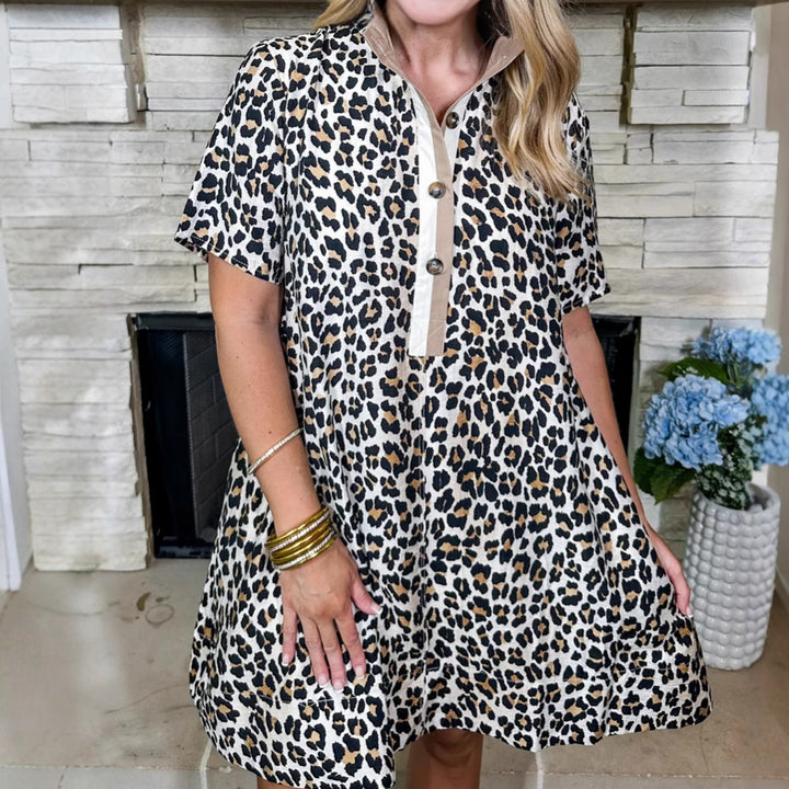 Damen Kleid mit modernem Kragen und stylischem Tierdruck Echo Archiv