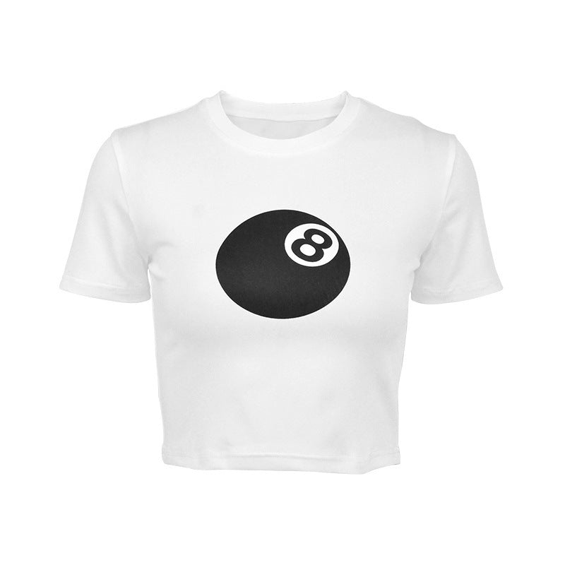 Damen cropped T-Shirt mit einzigartigem 8-Ball-Motiv und lässigem Schnitt Echo Archiv