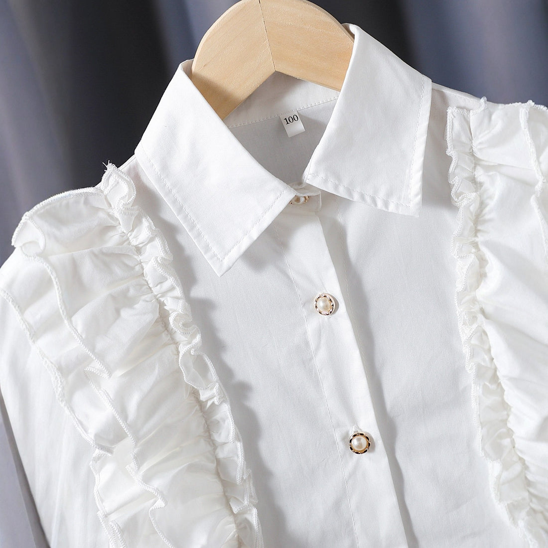 Mädchen Bluse mit Rüschendetails und eleganten Puffärmeln