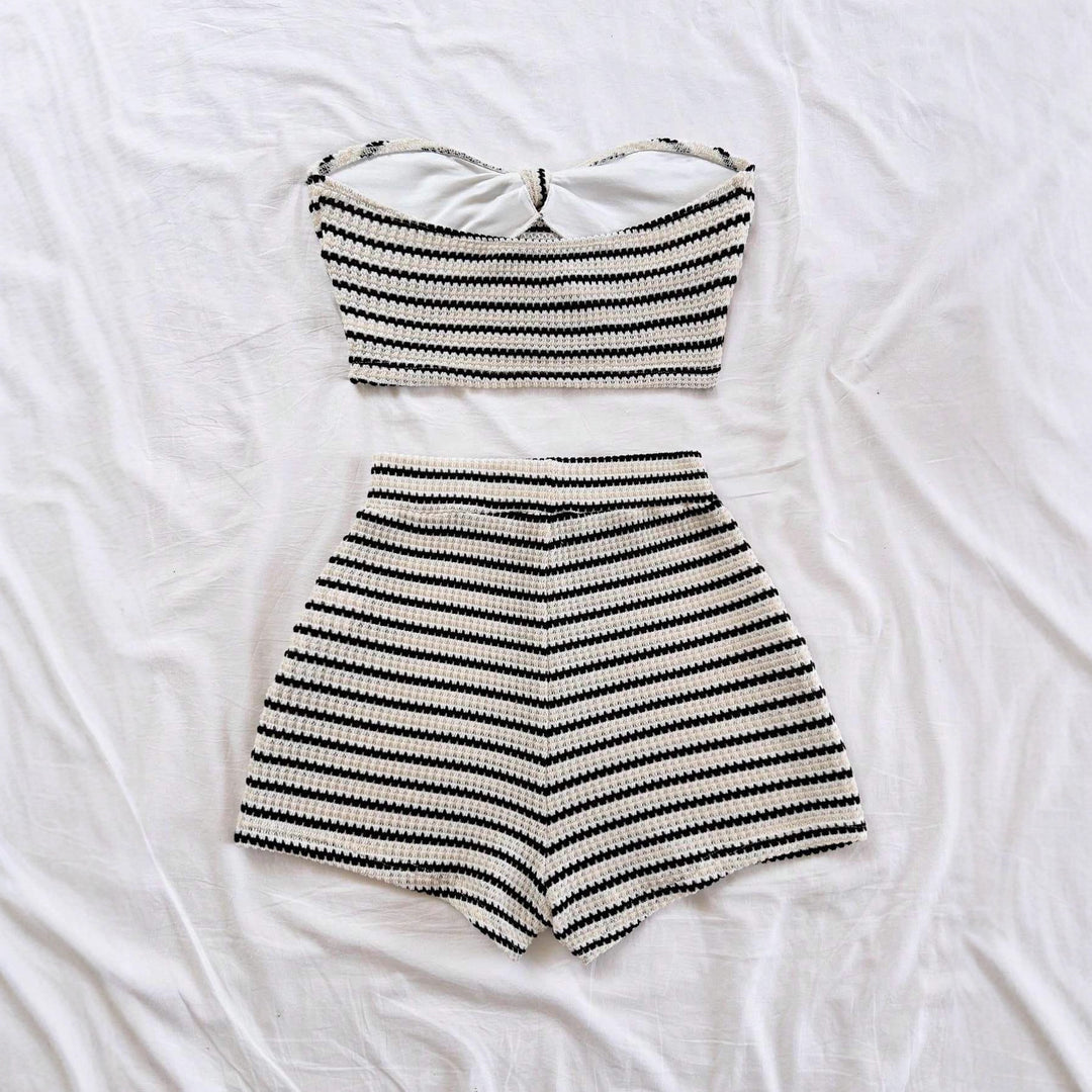 Damen Bandeau-Top und Short-Set mit maritimem Streifenmuster Echo Archiv