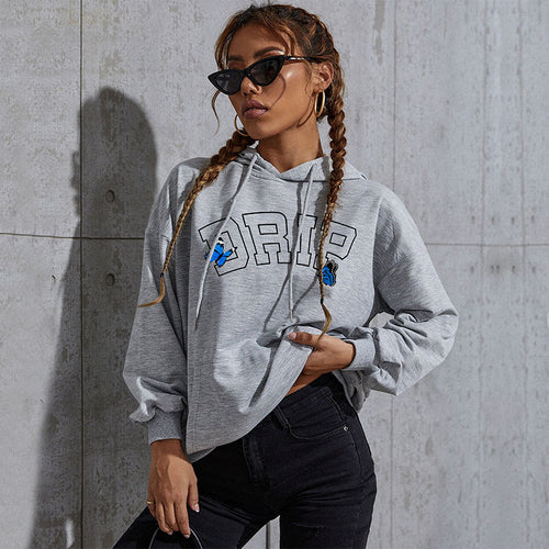Damen Oversize-Kapuzenpullover mit Kängurutasche und Schmetterling-Stickerei Echoarchiv