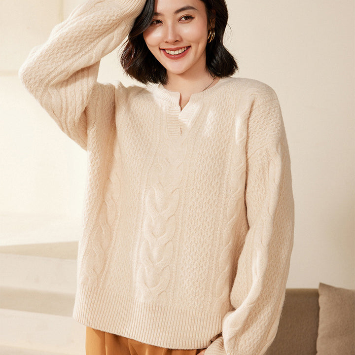 Damen Oversize Zopfstrick-Pullover mit V‑Einsatz und kaschmirähnlicher Weichheit Echoarchiv