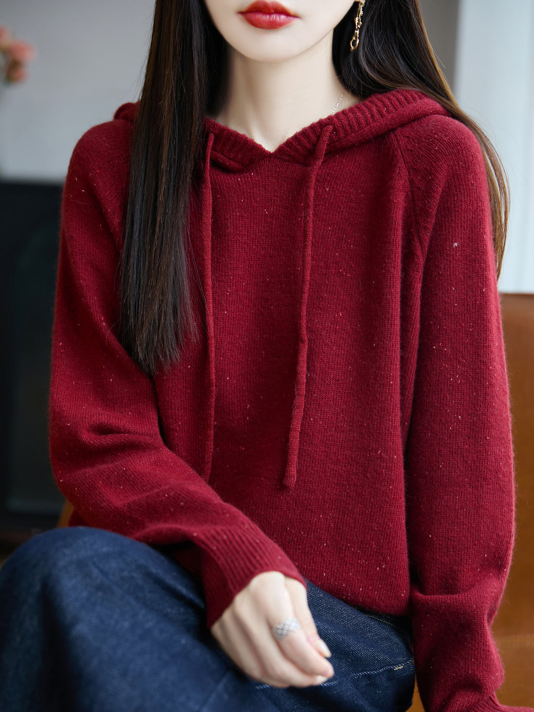 Damen Weicher Feinstrick-Kapuzenpullover mit Nep‑Garn und gerippten Bündchen Echoarchiv