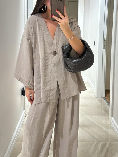 Damen nan entspanntes Zweiteiler-Leinenensemble mit kimonoartiger Oversize-Jacke und weiter Palazzohose Echo Archiv